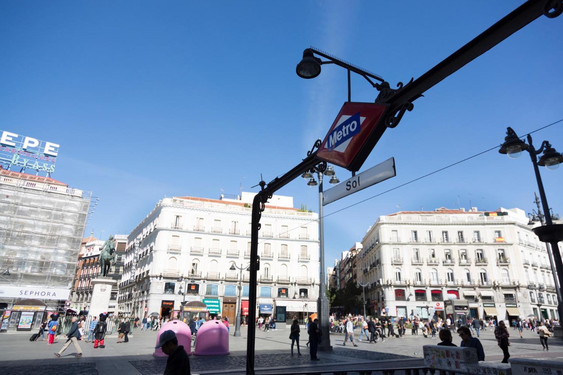 Puerta Del Sol Apartment มาดริด ภายนอก รูปภาพ