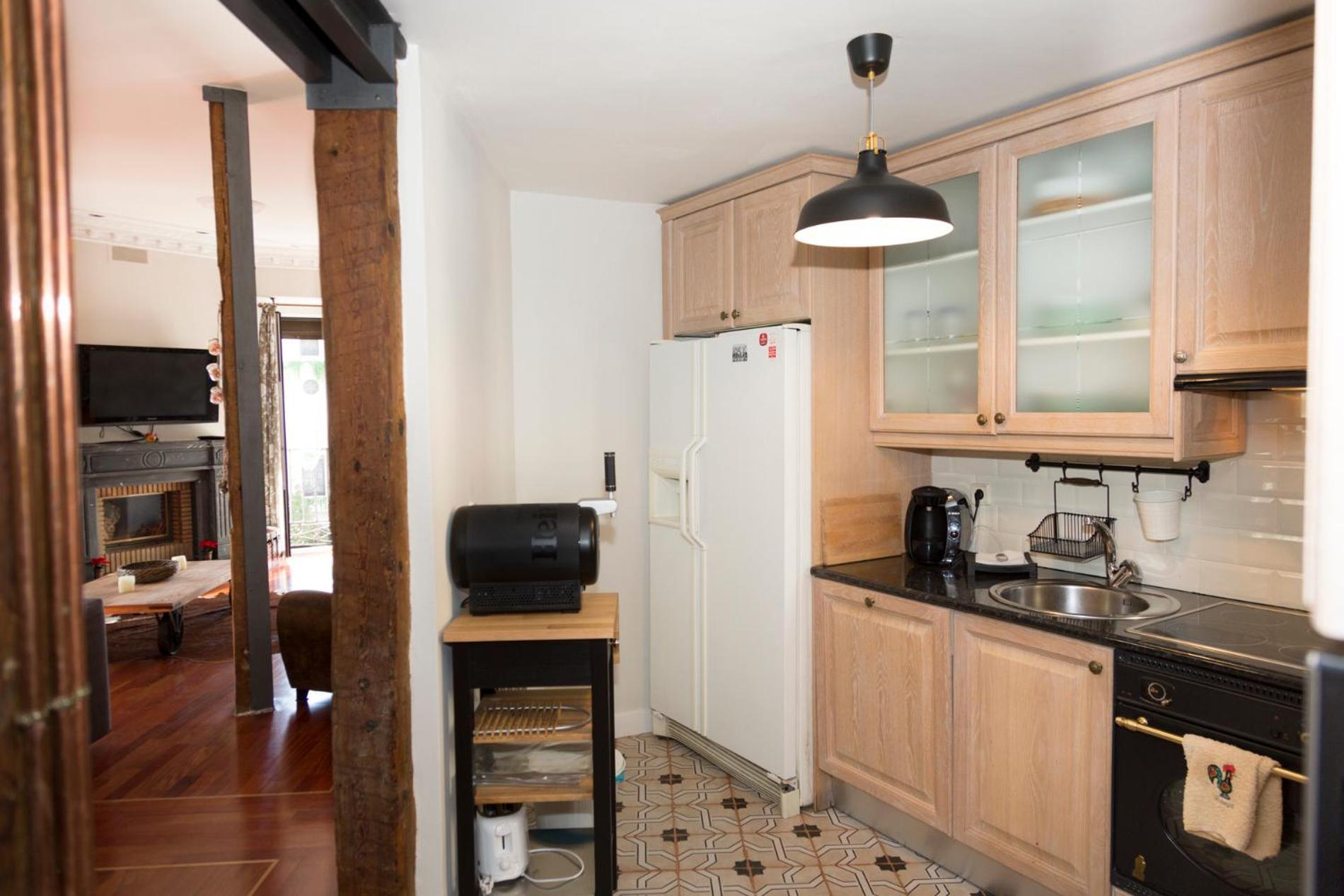 Puerta Del Sol Apartment มาดริด ภายนอก รูปภาพ